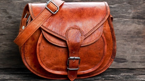 Real leather vs synthetic leather: which is the more sustainable choice?