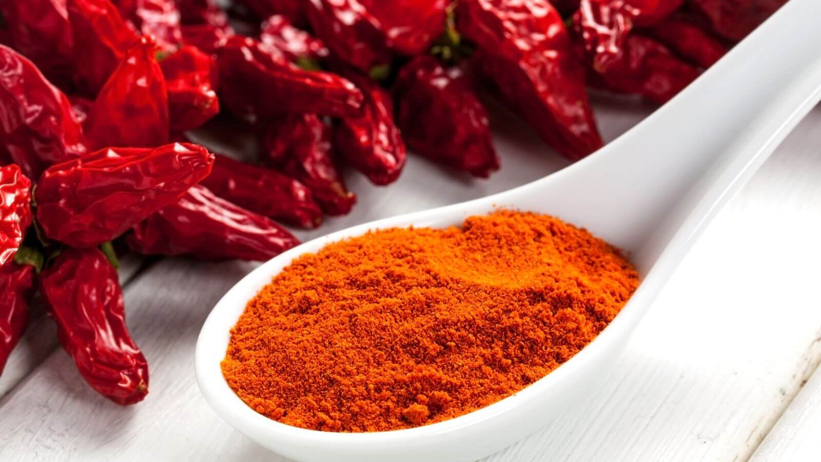 How to remove the spiciness from your hands after touching the chili