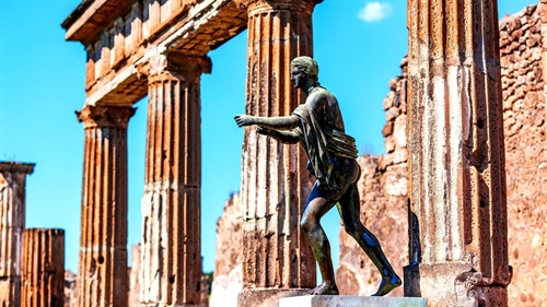 How to access the Pompeii Archaeological Site